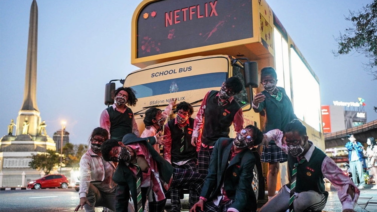 Netflix ส่งรถบัสปลุกกระแส “มัธยมซอมบี้”
