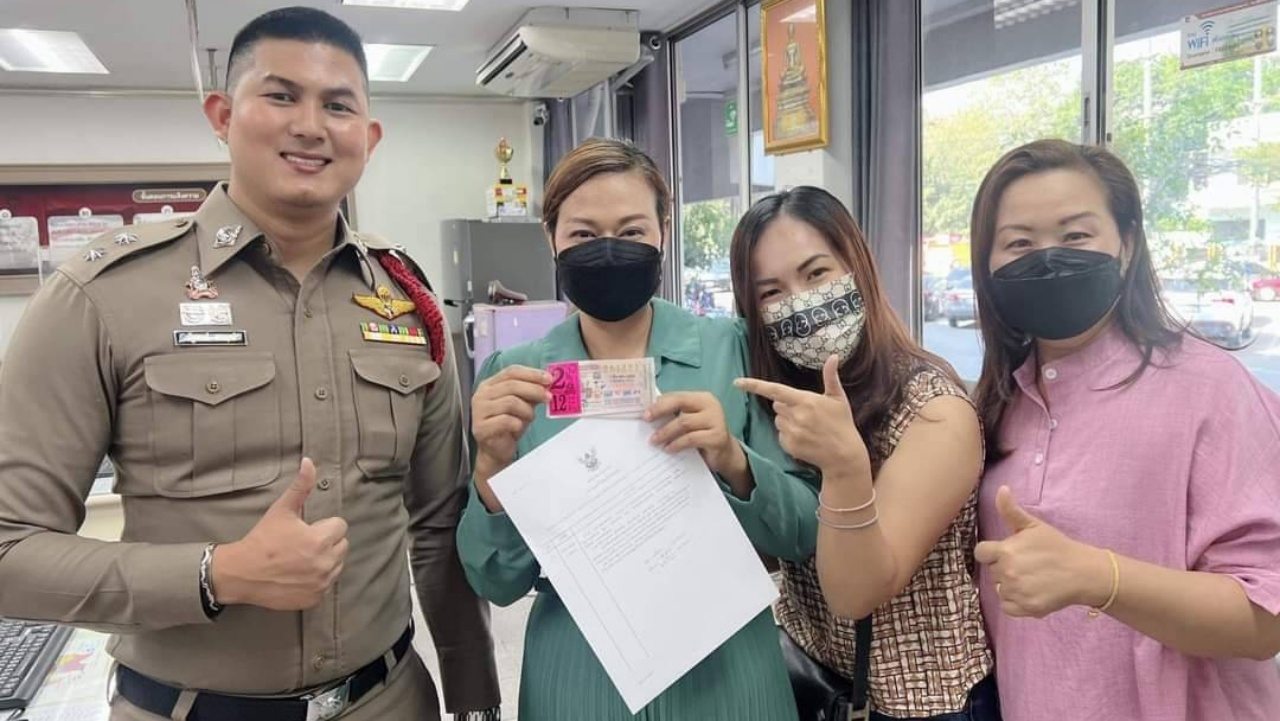  นักธุรกิจสาวโสดสุดเฮง ซื้อ 05 เลขวันเกิด ยิ้มรับ 12 ล้าน 