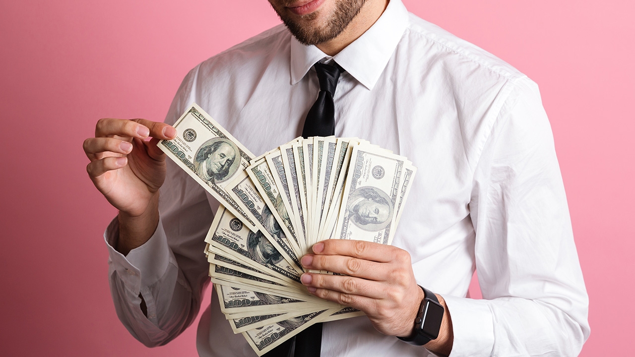 3 ราศีดวงดีทั้งเดือน หยิบจับอะไรเป็นเงินไปหมด