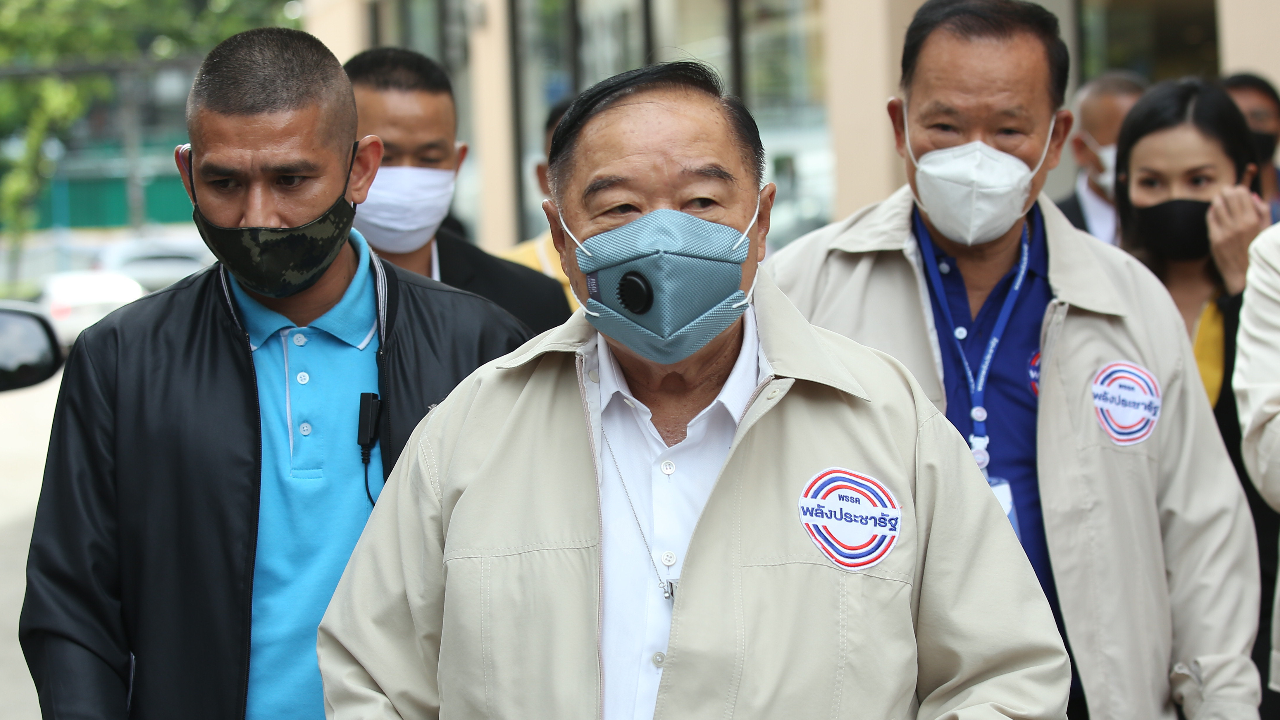 พลังประชารัฐ ขยับประชุมใหญ่พรรคเป็น 3 เม.ย. จับตาปรับโครงสร้าง กก.บห.