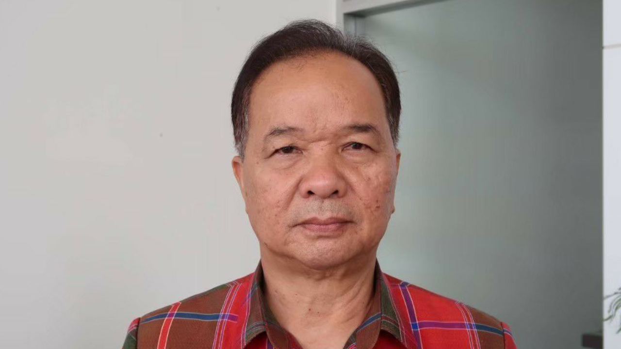 "สมคิด" ชี้ ระบบบัตรเลือกตั้ง 2 ใบ จะคิดคำนวณ ส.ส.แบบเดิมไม่ได้