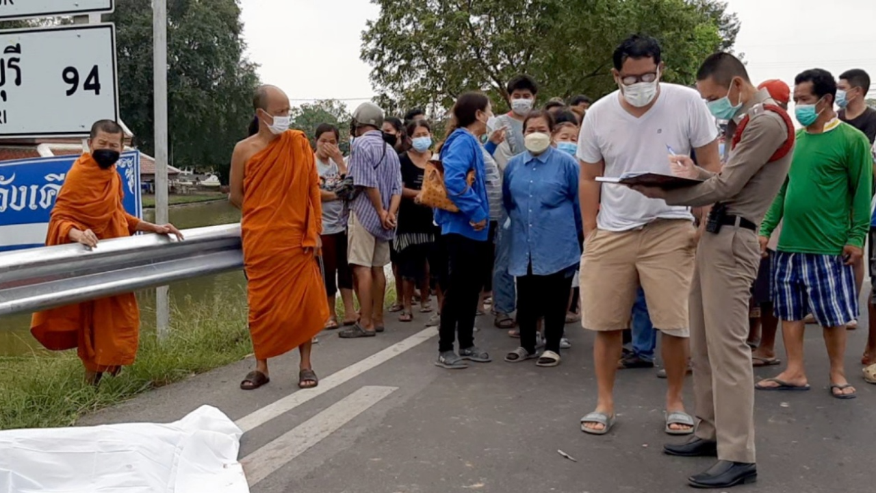 รถเก๋งชนดับ มัคนายก วัย 67 ปี ขี่จยย.จะไปช่วยงานวัด 