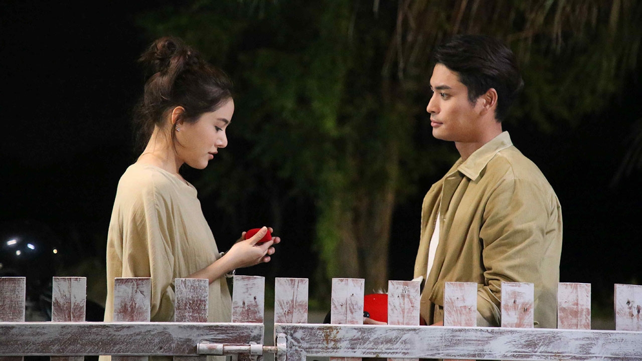 ซ่อนกลิ่น EP.6 ความรักเริ่มก่อตัว ศรัญ ให้ของขวัญแทนใจ ซ่อนกลิ่น ฟินหนักมาก