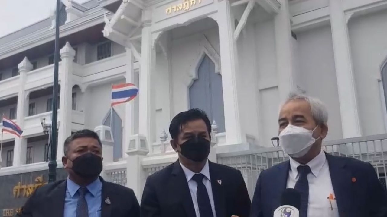 ศาลฎีกาฯ เลื่อนนัดพิจารณาคดี ส.ส.ภูมิใจไทย เสียบบัตรแทนกัน เป็น 19 พ.ค.