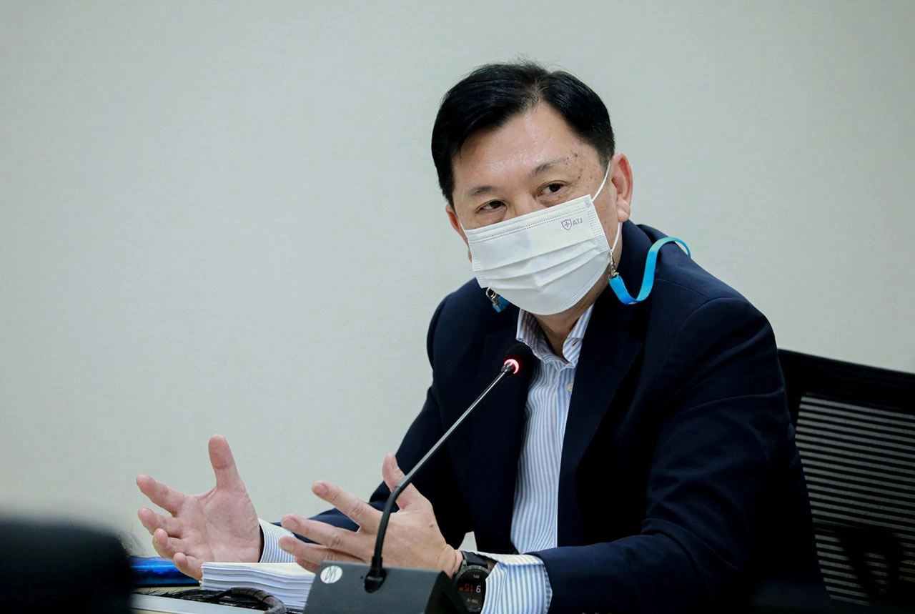 “วราวุธ” เร่งนำ โมเดล BCG แก้ปัญหายากจน สั่งกรมป่าไม้ลุยเพาะเชื้อเห็ดไมคอร์ไรซาในกล้าไม้วงศ์ยาง