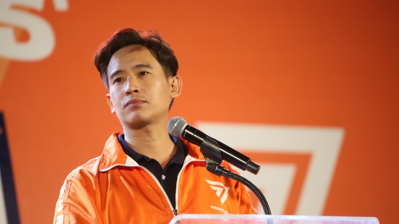 "ทิม พิธา" โพสต์ แจ้งติดเชื้อโควิด-19 โชว์ผลตรวจ ATK 2 อันแล้วเป็นบวก