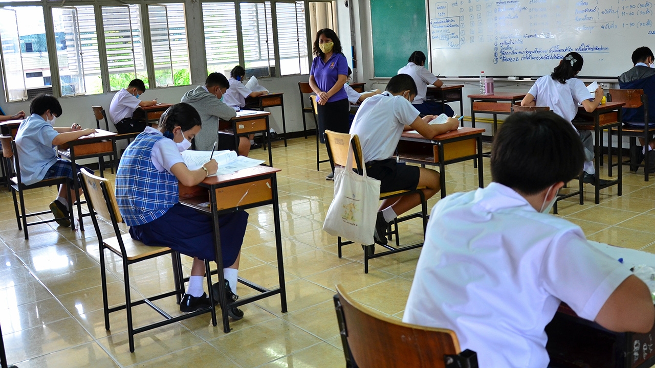 สพฐ.จัดห้องสอบเด็กติดเชื้อ-กลุ่มเสี่ยง คัดเข้า ม.1 และ ม.4 พบเรียนต่อได้
