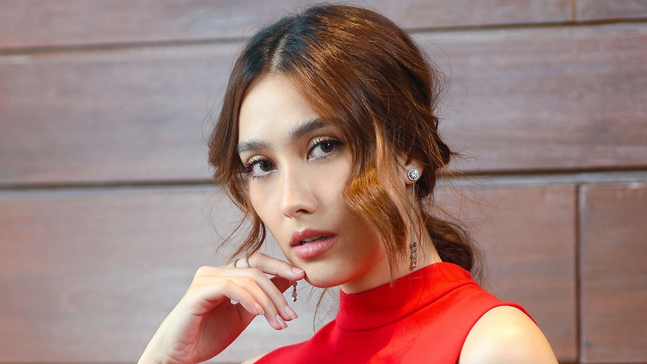 เซ็กซี่โนลิมิต! ฮาน่า ลีวิส “อ๊อฟ ชนะพล” ไม่ห้าม