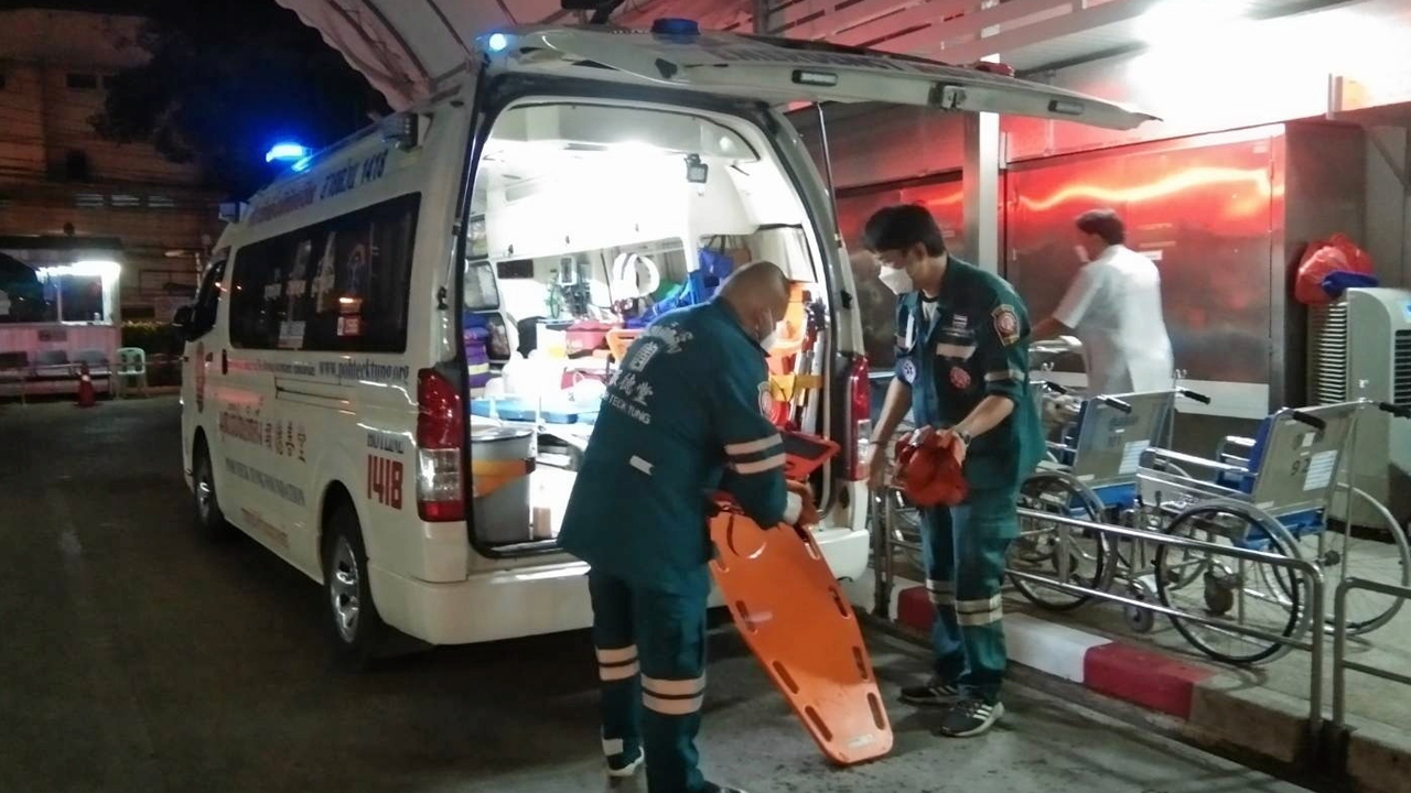 ดาบตำรวจสันติบาล เมาทําปืนลั่น เจาะอก "จ.ส.ต."