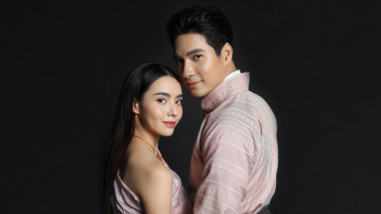 เปิดภาพฟิตติ้ง "เภตรานฤมิต" ไมค์-มุกดา ควงคู่จัดเต็มชุดไทยสุดอลังการ