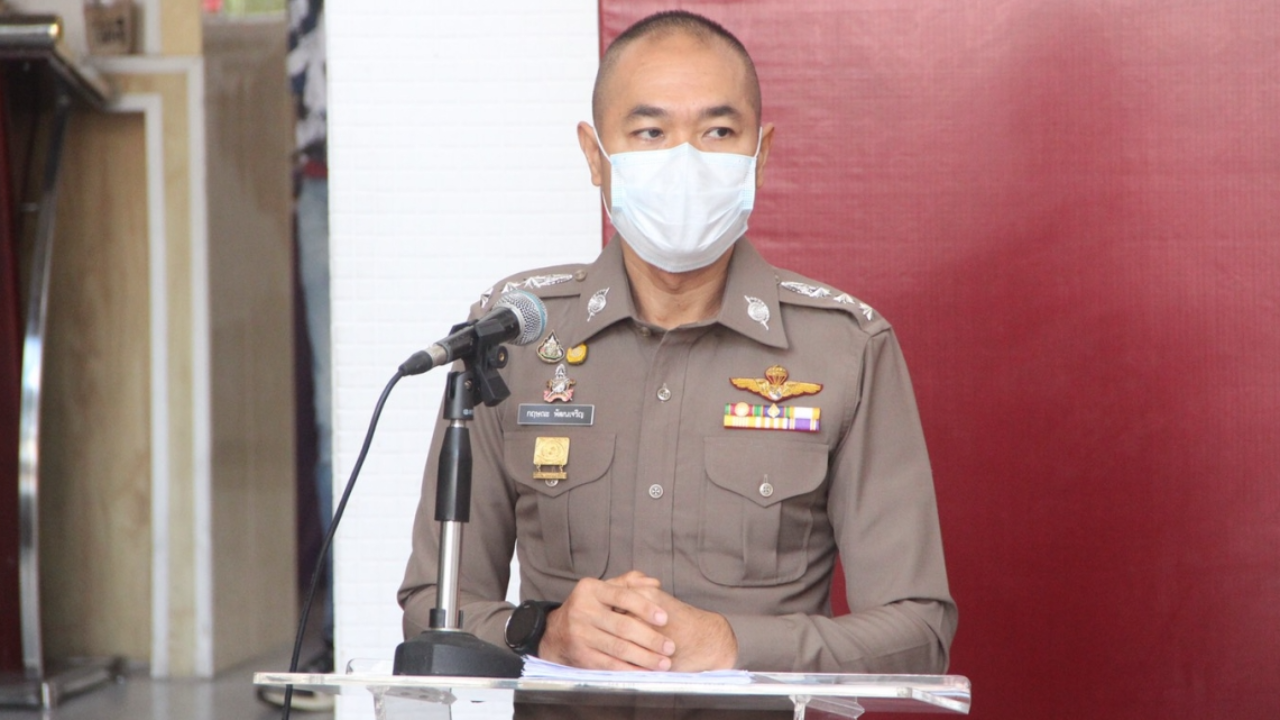 ตำรวจเตือนอย่าทำ รอง ผอ.ฉาว แชตจีบ-แทะโลมนักเรียน มีโทษหนัก