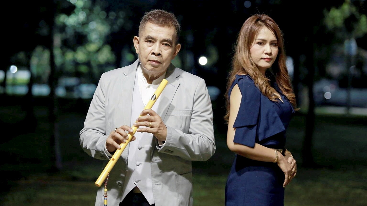 “อ.ธนิสร์” สืบสานเสียงขลุ่ยสุดไพเราะ “ขวัญข้าว” ถ่ายทอด “ยังหายใจเหมือนเมื่อวาน”