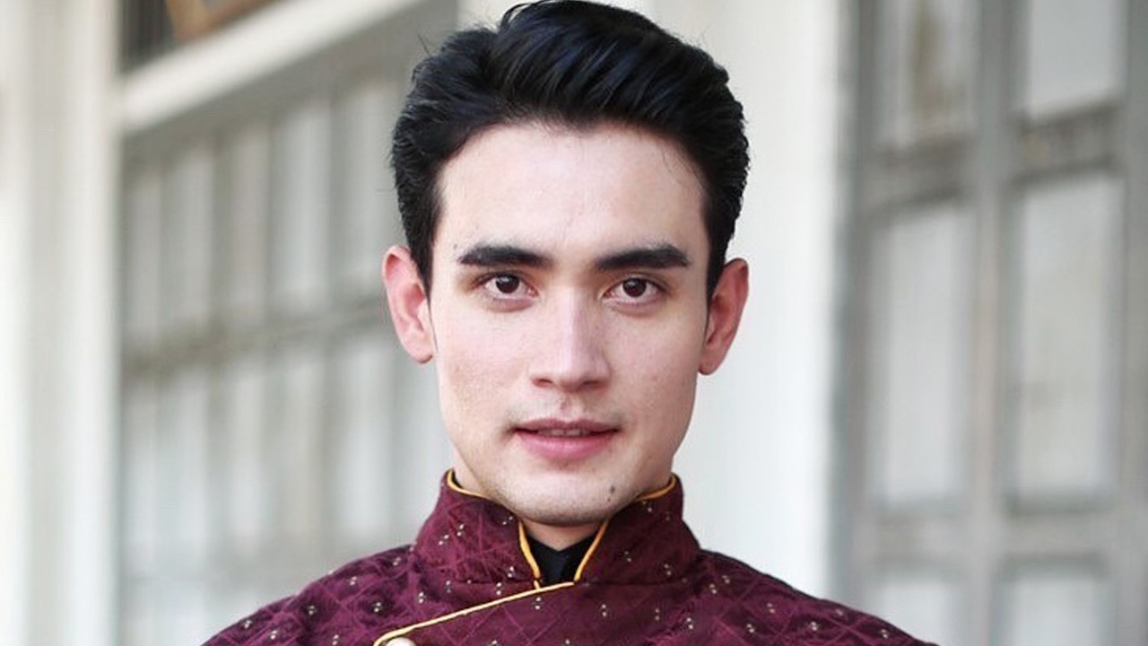 “ก้อง วิทยา” เสน่ห์เหลือล้น โกยคำชมบท "เจ้าชายชัยทัศน์" ใน "สิเน่หาส่าหรี"