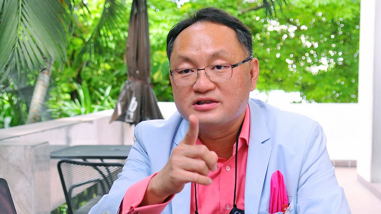 ขอยุบสภาเร็วๆ ผลโพลสํารวจ โจ้เดินหน้าลุย ถล่ม “พระรามตู่” บอกนรกมีจริง