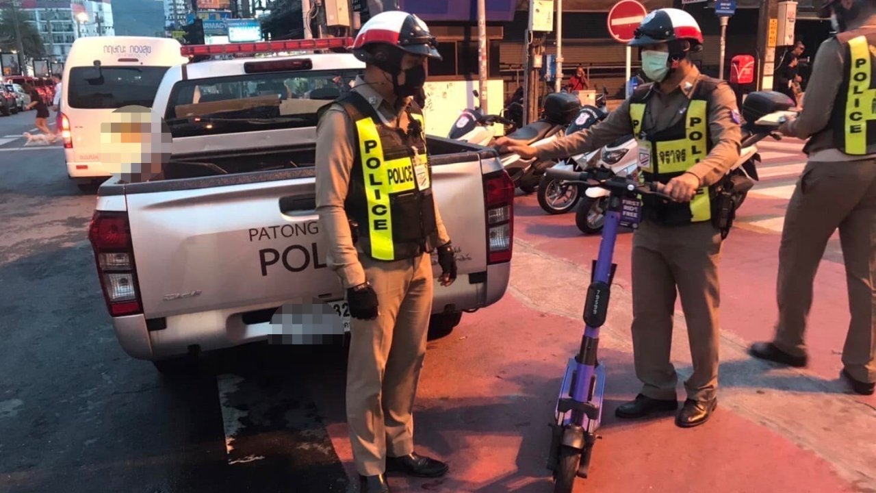 ตร.ป่าตองแจงจับ นทท.ขี่สกู๊ตเตอร์ไฟฟ้า ผิด พ.ร.บ.รถยนต์ แต่กำลังหาทางออก