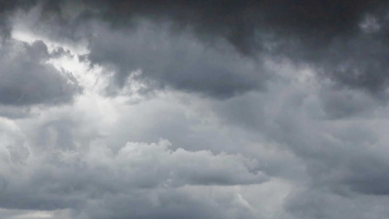 สภาพอากาศวันนี้ 42 จว.รับมือพายุฝนฟ้าคะนอง "เหนือ-อีสาน" ระวังลูกเห็บ