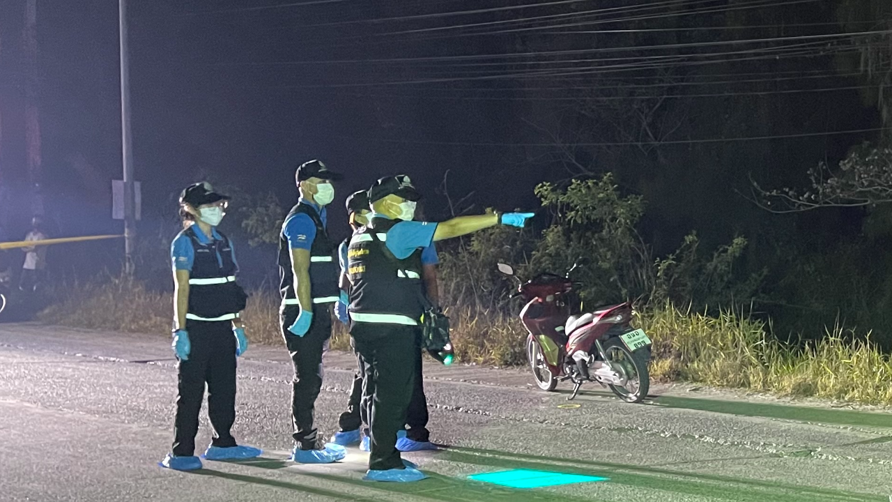 แก๊งโจ๋เหี้ยม ต่อยสู้ไม่ได้ นัดเคลียร์ตัวๆ ยกพวก-ยิงอีกฝ่าย ตาย 2 ศพ