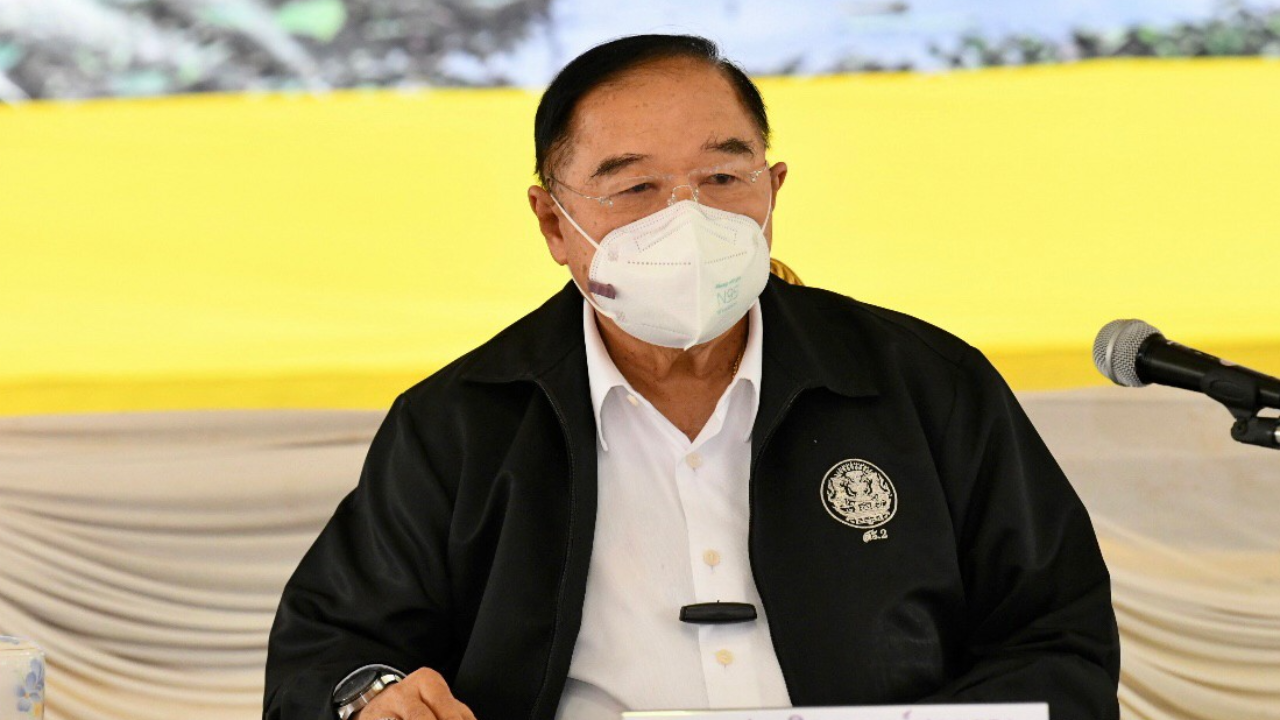 "บิ๊กป้อม" ห่วงประชาชนภาคใต้ สั่ง กอนช.เร่งลดผลกระทบฝนตกหนัก