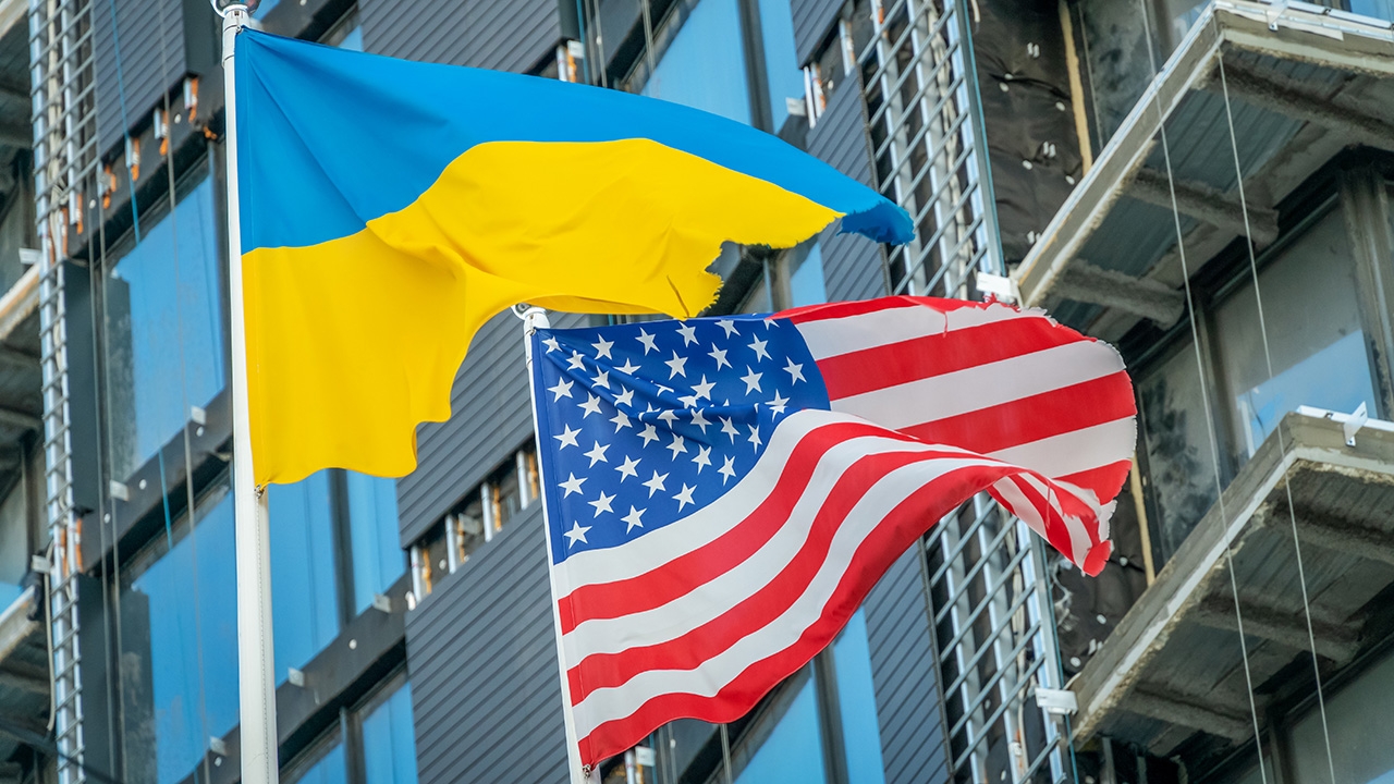 เจนจัด vs อ่อนหัด