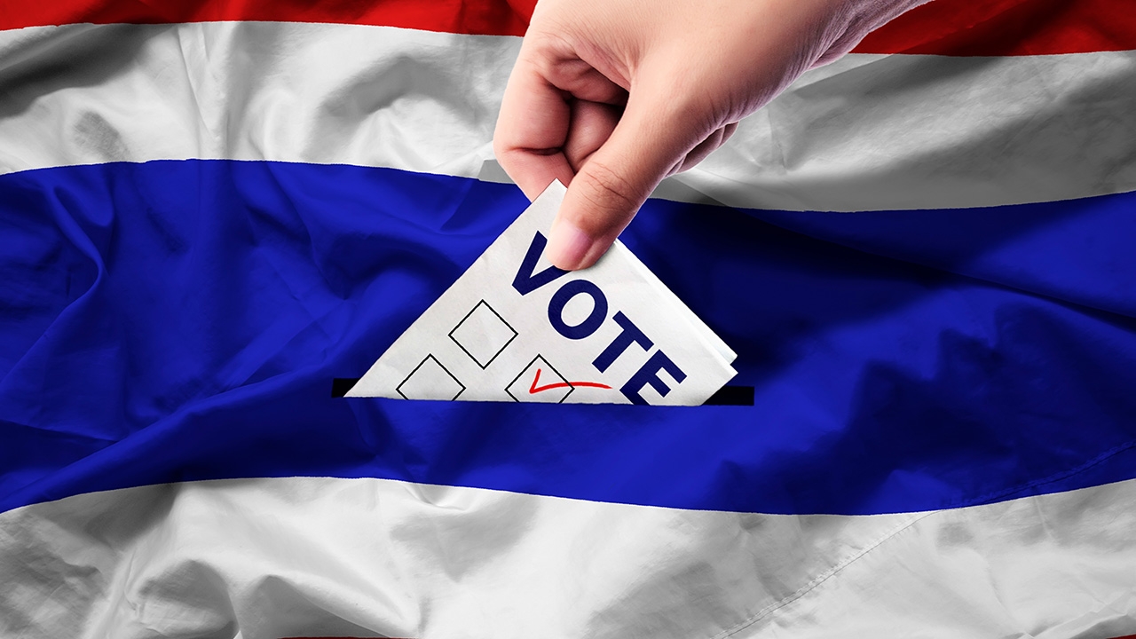 ปลด "เนติวิทย์" พ้นนายกอบจ. "ไพบูลย์" คอนเฟิร์มเลือกตั้งหน้าต้องกา 2 ใบ