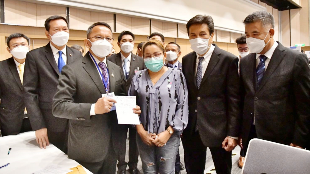 "สมศักดิ์" วอนลูกหนี้ร่วมมหกรรมไกล่เกลี่ย ชี้ได้สิทธิเยอะ-จบเร็วไม่นาน