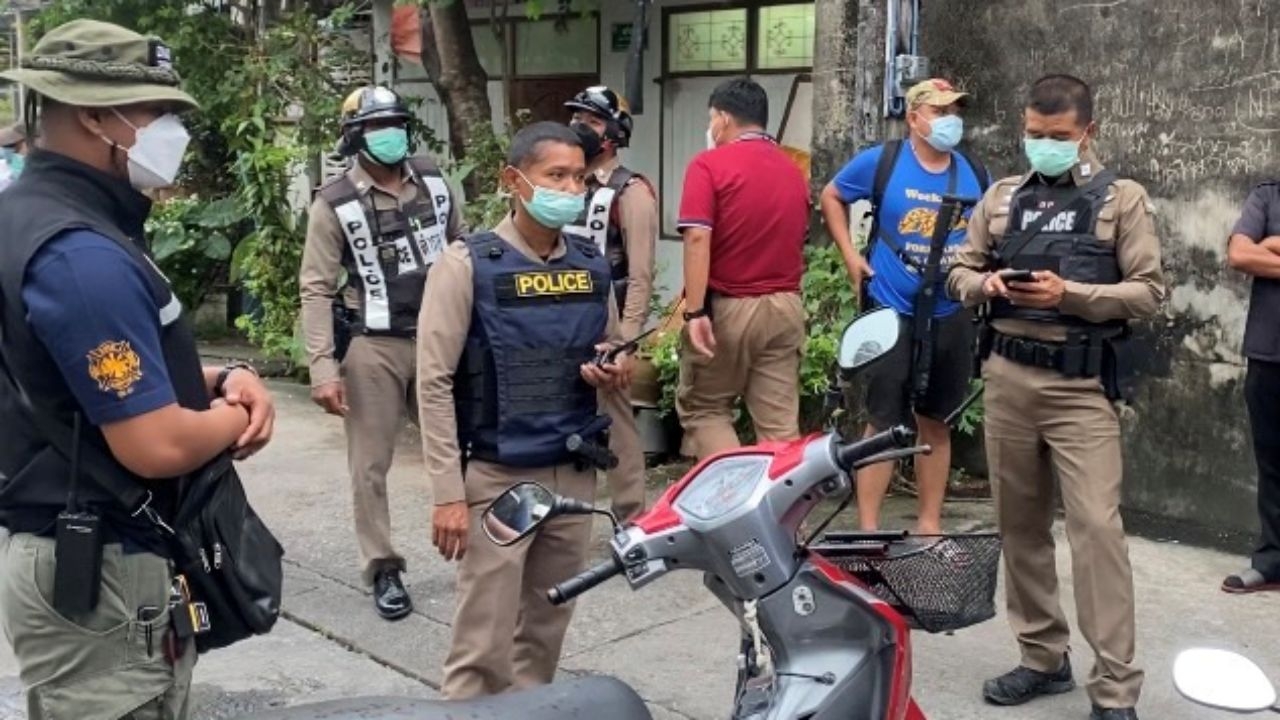 แก๊งยาขับกระบะแหวกวงล้อม ตร.พัทลุงขณะเข้าจับ ยิงยางสกัดแต่ลงรถหนีไปได้