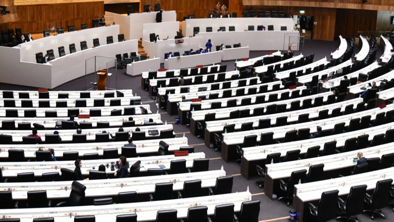 รัฐสภา โหวต ผ่านร่าง พ.ร.ป.เลือกตั้ง ส.ส. ทั้ง 4 ฉบับรวด ตั้ง 49 กมธ.วิสามัญพิจารณา