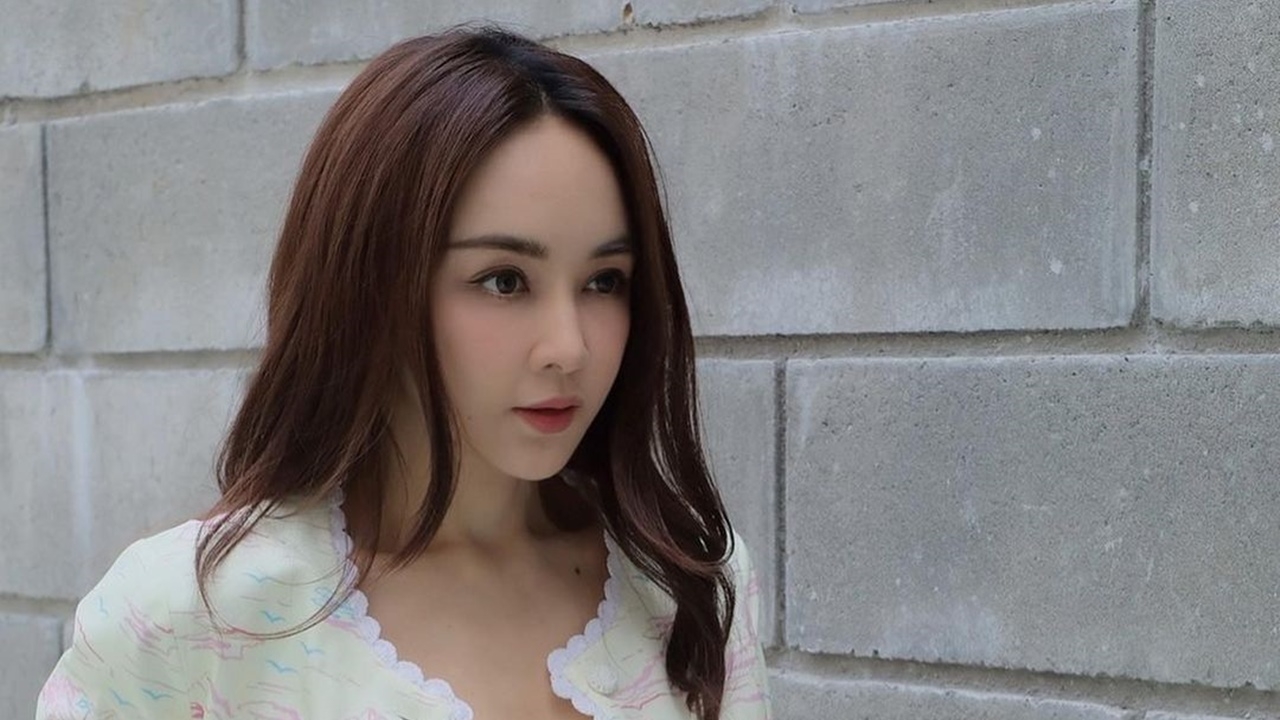 เป้ย ปานวาด ทำคนตะลึงทั้งไอจี เผยหุ่นที่เป็นผลพวงจากกินทุเรียนวันละลูก