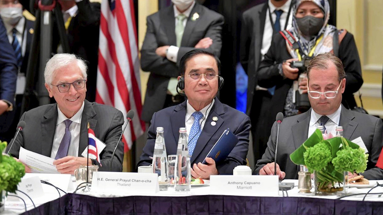 “บิ๊กตู่” หอบผลงาน โอ่คนไทยในสหรัฐฯ ชี้อดทนทำงานยังถูกด่าทุกวัน