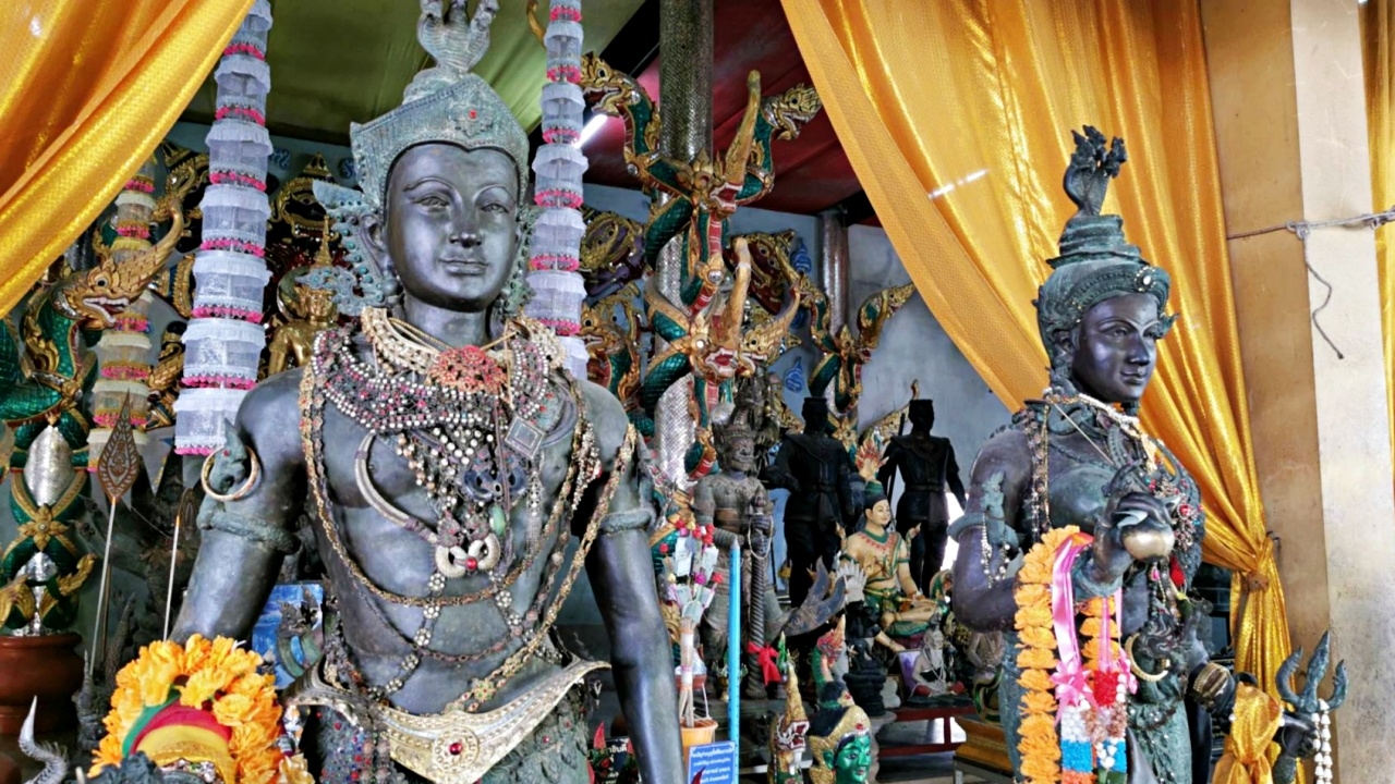 ได้โชคมาแล้ว 2 ครั้ง พ่อค้าปิ้งย่าง มาแก้บน "พ่อปู่ศรีสุทโธ" แถมได้เลขเด็ด