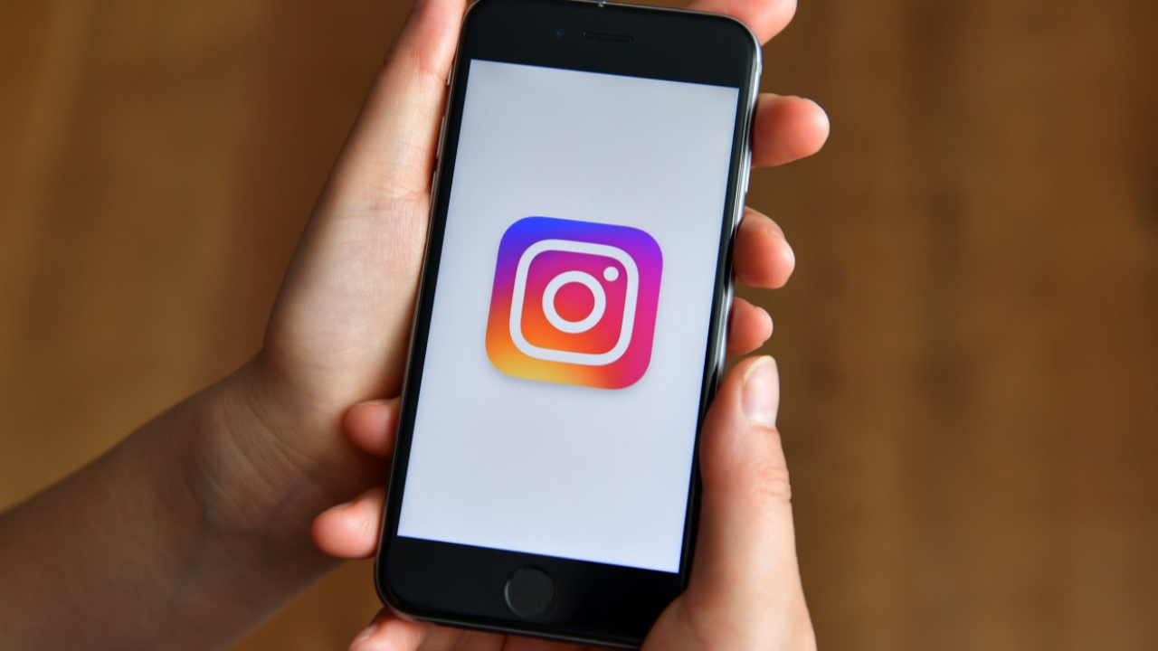 รู้จักสถานะไอจี “Remembering” เพื่อระลึกถึงผู้เสียชีวิต