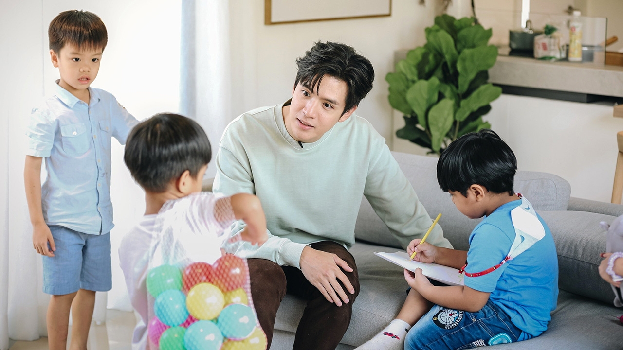 “ฟิล์ม” ฝันอยากเป็น “แด๊ดดี้” เจอภารกิจเป็นคุณพ่อจำเป็น ในเรียลลิตี้ “ภารกิจชีวิตนอกจอ”