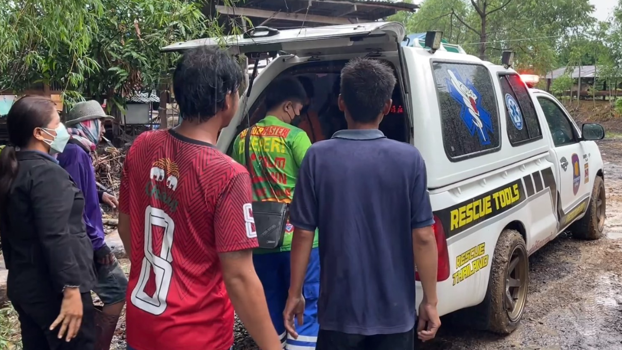 อุทาหรณ์ ฝนตกหนัก สาวใหญ่ต้อนวัวกลางทุ่ง ฟ้าผ่าเปรี้ยงเดียว-เป็นศพสลด