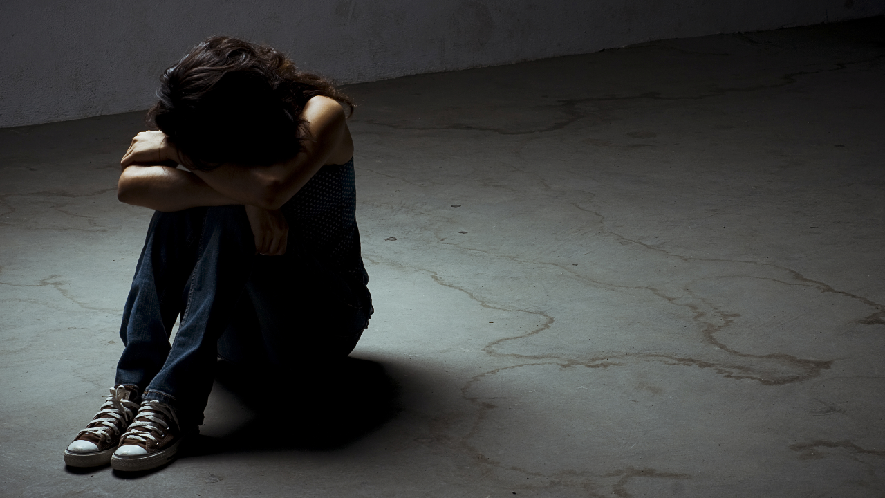 ซึมเศร้าวัยรุ่น เพราะเป็นวัยรุ่นมันเหนื่อย หรือผู้ใหญ่ไม่เข้าใจ 