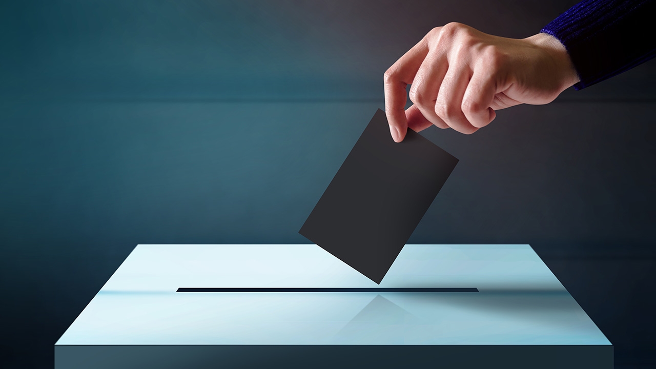 ไม่เลือกเราเขามาแน่