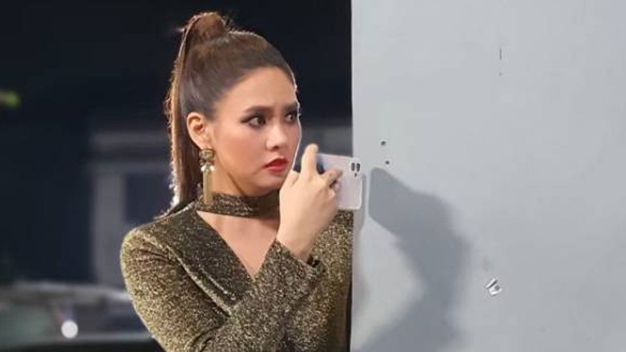 มิ้นท์ พรทิวา แปลงโฉมสวยแซ่บเป็นเด็กเจ๊ต่าย ชัชฎาภรณ์ ตามสืบคดี ใน "สายเปล"