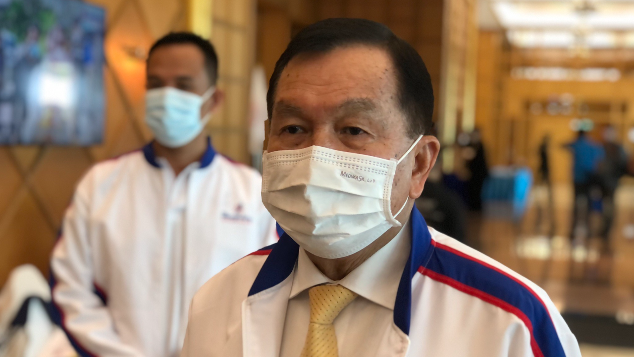 "บิ๊กน้อย" หนุน "บิ๊กป้อม" นั่งนายกฯ คนนอกเหมาะ อุบบอกแคนดิเดตพรรค เผยยังไม่ถึงเวลา