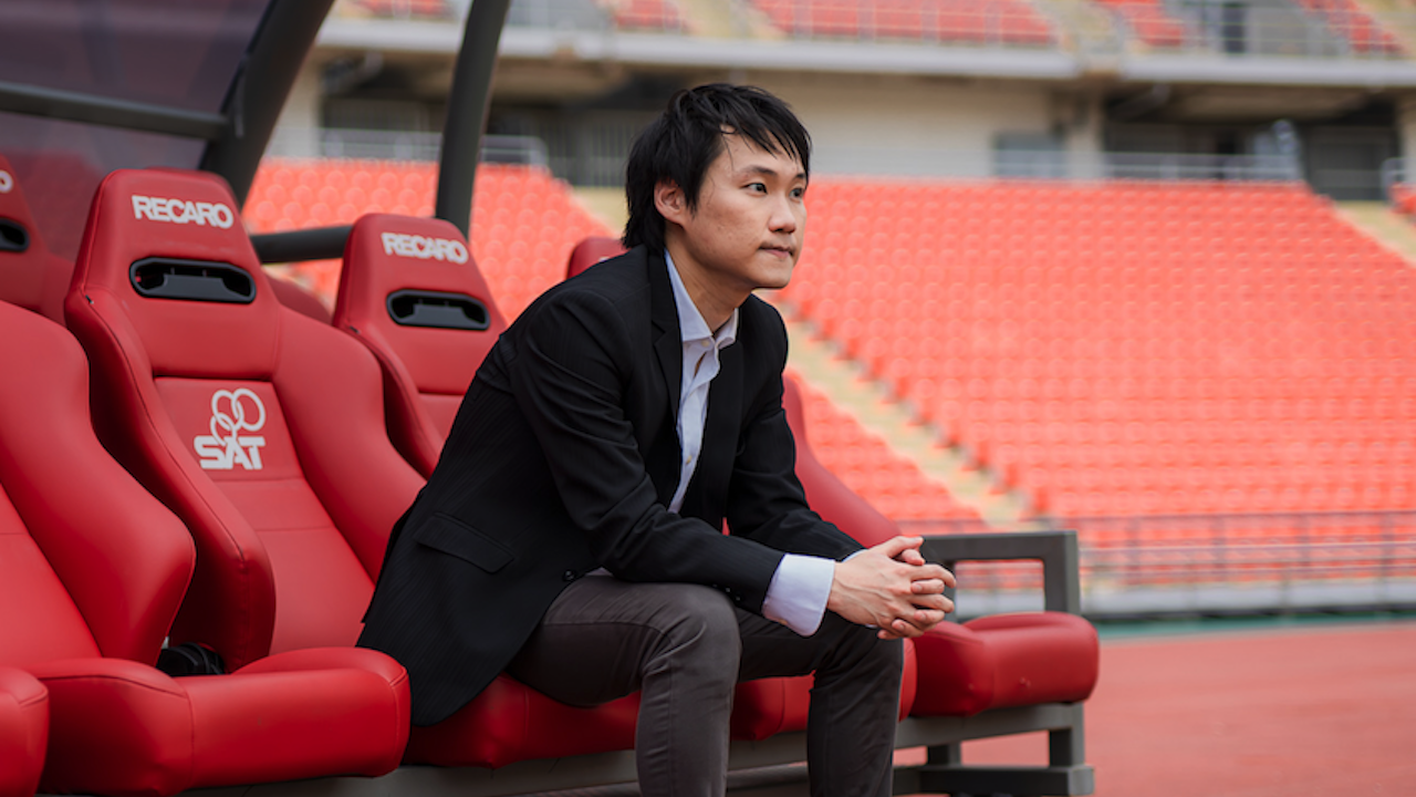 เอาแล้วไง "ท๊อป จิรายุส" โพสต์ถาม "สโมสรไทยทีมไหนสนใจขายทีมบ้าง" แฟนบอลแห่เสนอชื่อ