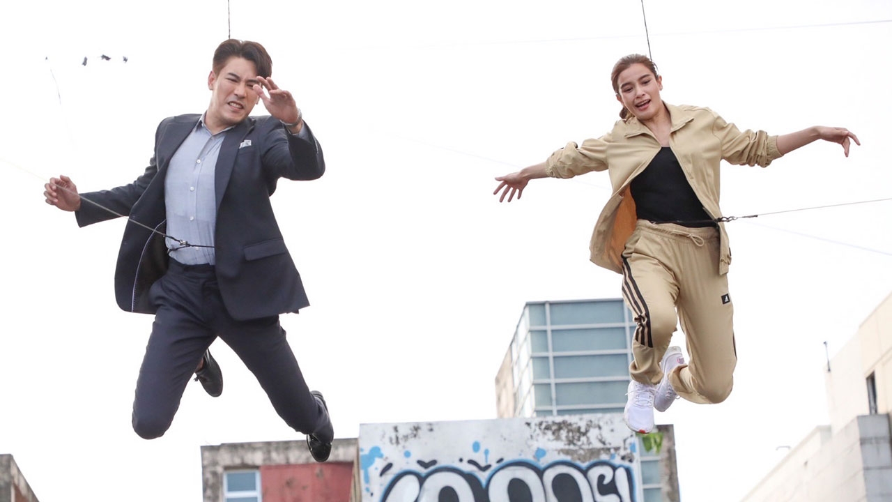 เปิดฉากแรก "หัวใจรักพิทักษ์เธอ" แอ็กชั่น โหด เท่ "เคน-วิว" ควงคู่โหนสลิงข้ามตึก