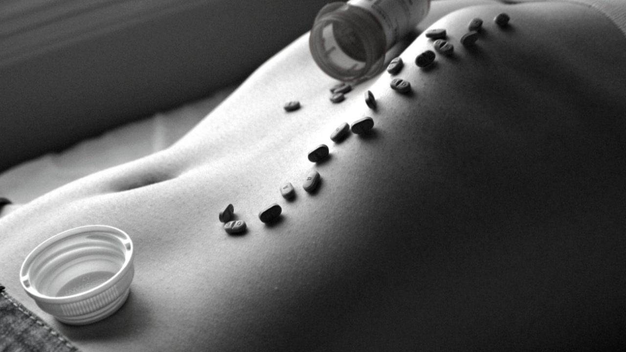 ยาเสียสาว "อัลปราโซแลม (Alprazolam)" เส้นบางๆ ระหว่างยารักษาหรือสารเสพติด