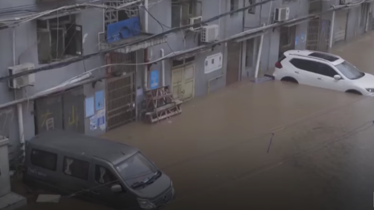 ฝนถล่มตอนใต้ของจีน ประกาศแผนรับมือน้ำท่วมฉุกเฉิน 