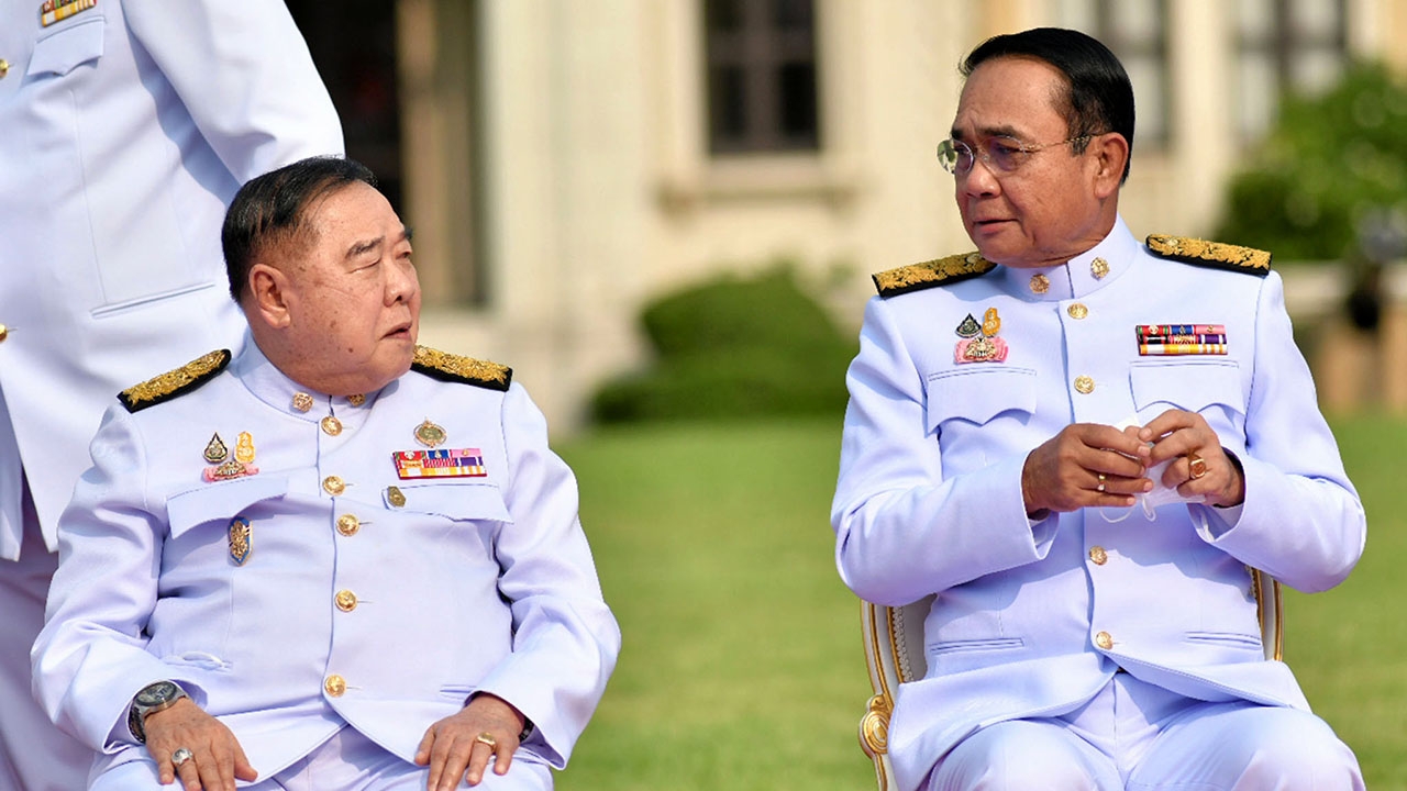 ขบวนการล้มตู่ชูป้อม?
