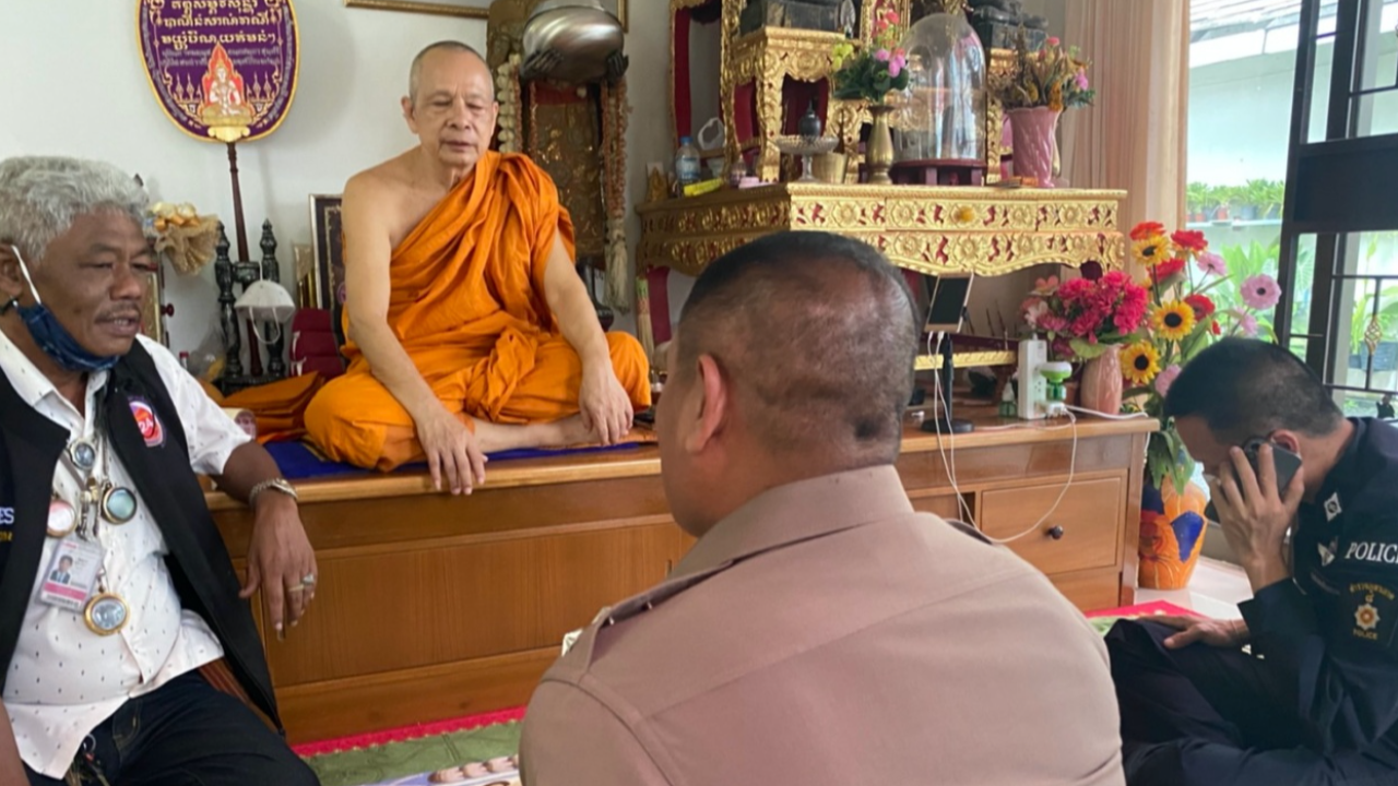 ตำรวจตามล่า "พระอาจารย์ดอน" คนกลางช่วยเคลียร์กาโตะ หนีคดีเช็คเด้ง