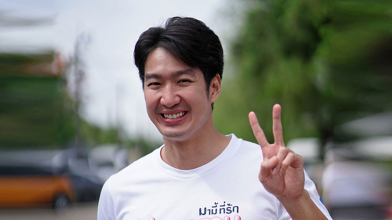 “เดี่ยว สุริยนต์” ว่ายน้ำโชว์หุ่นฟิตเป็นเหตุ ฟุ้งรัก 5 ปี “น้องหยง” สุดแฮปปี้อยากแต่งงาน