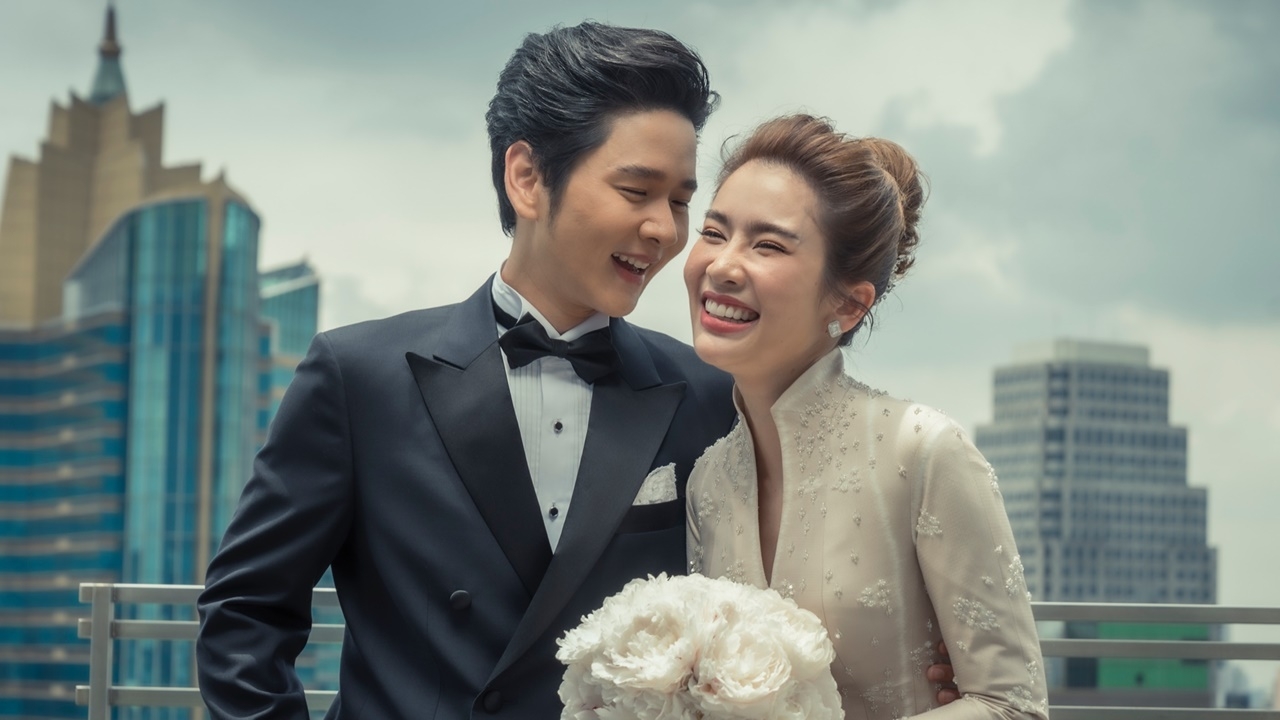 โต๋-ไบรท์ เข้าพิธีวิวาห์ในโบสถ์ เผยภาพหวานก่อนแต่งงาน