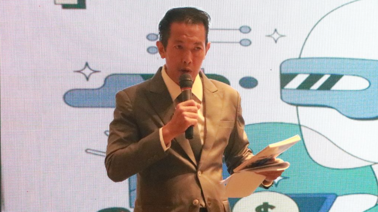 "พรรคไทยสมาร์ท" ลั่นพร้อมเลือกตั้ง ชูบัญญัติ 10 ประการ นำคนไทยหายจน