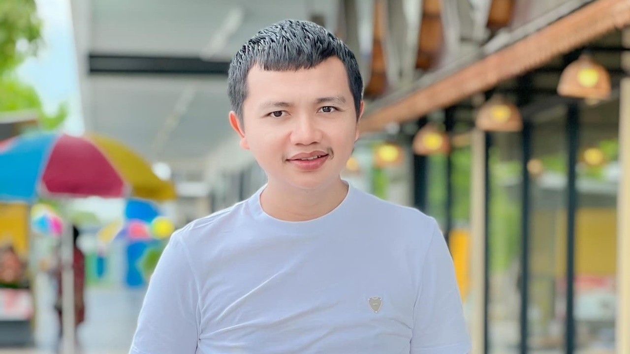 ครูไพบูลย์ เคลื่อนไหว หลังอัยการสั่งฟ้องคดีพรากผู้เยาว์ 