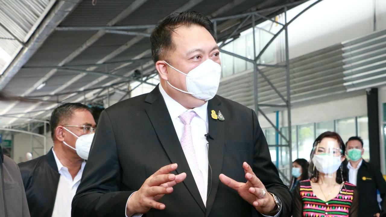 รมว.แรงงาน เผยผลสำรวจผู้ประกันตน ม.33 กว่า 80% ต้องการฉีดวัคซีนโควิด-19