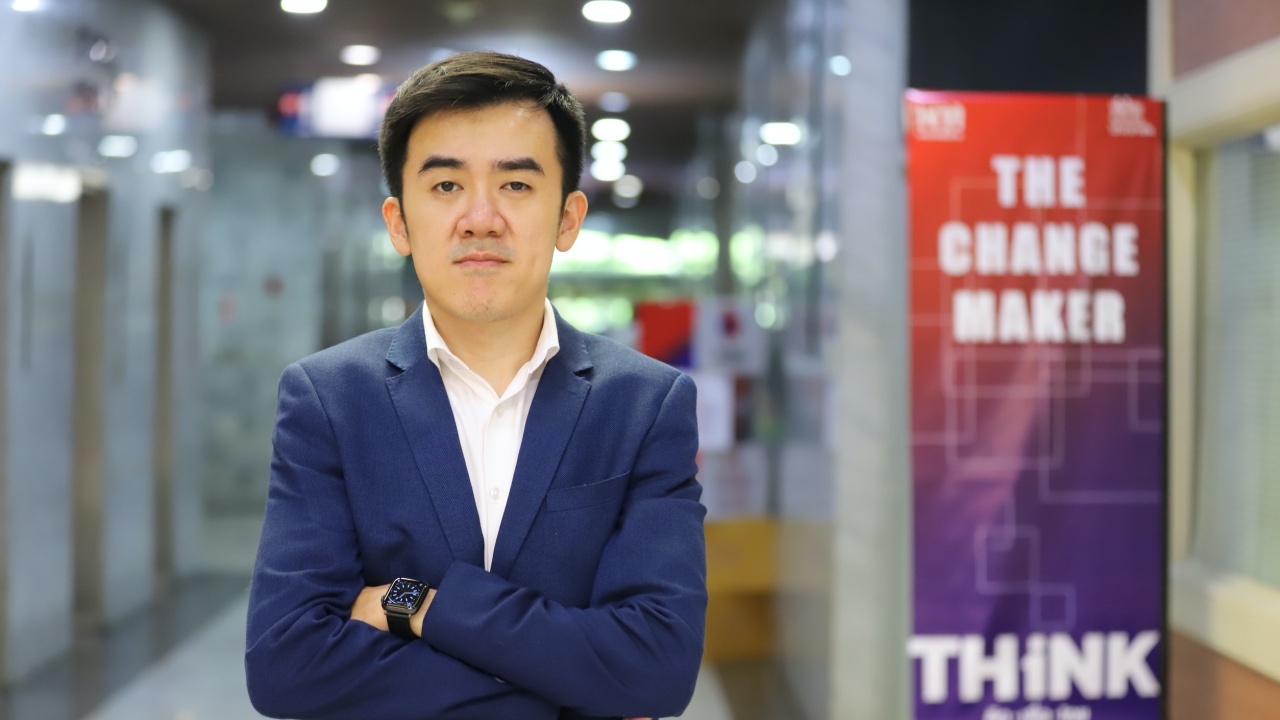 เพื่อไทย เตือน รัฐบาลอย่าบ้ายุ เปิดฉีดวัคซีนโควิด-19 ทั่วประเทศ 