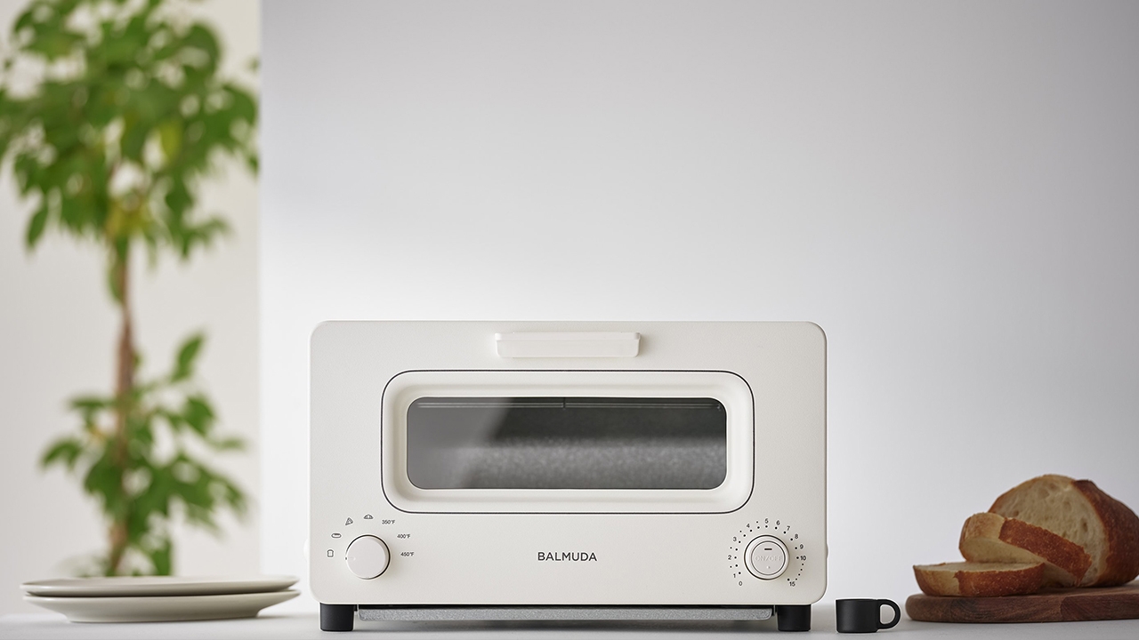 BALMUDA ผู้ผลิตเตาปิ้งขนมปังยอดฮิตจากญี่ปุ่น เตรียมออกสมาร์ทโฟนในเดือนพฤศจิกายนนี้